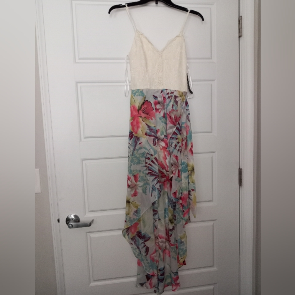 New tropical floral print maxi dress size extra small